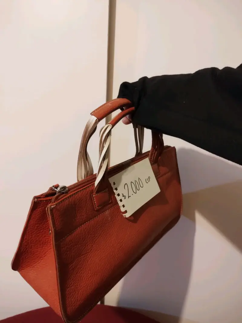 Lote de carteras variadas. - 4