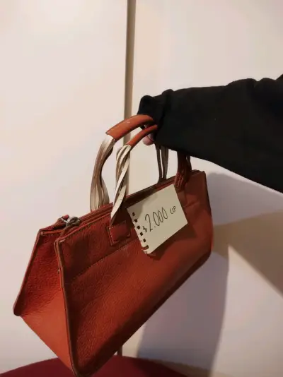 Lote de carteras variadas. - miniatura 4
