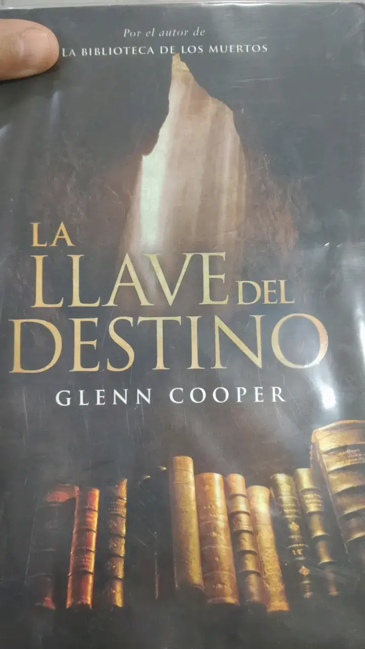 Libro 'La Llave del Destino' de Glenn Cooper - 1