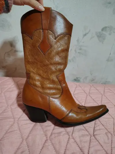 Botas vaqueras de cuero Talla 35  marrón con tacón - miniatura 1