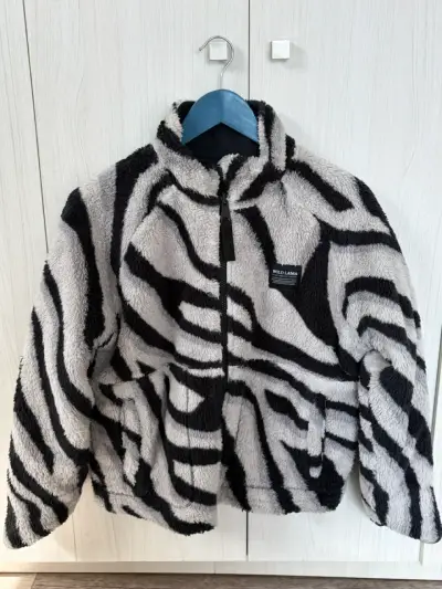 Chaqueta reversible negra y rayada Wild Lama - miniatura 4