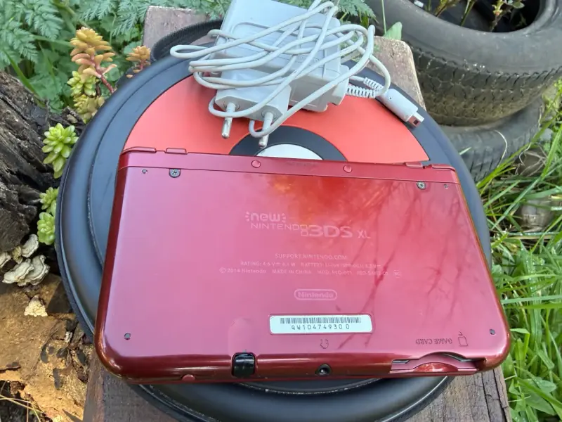 New Nintendo 3ds XL - 4