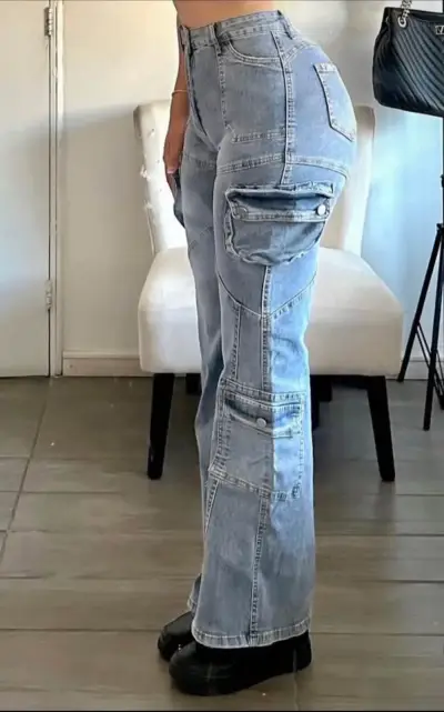 Jeans cargo de mujer azul claro - miniatura 2