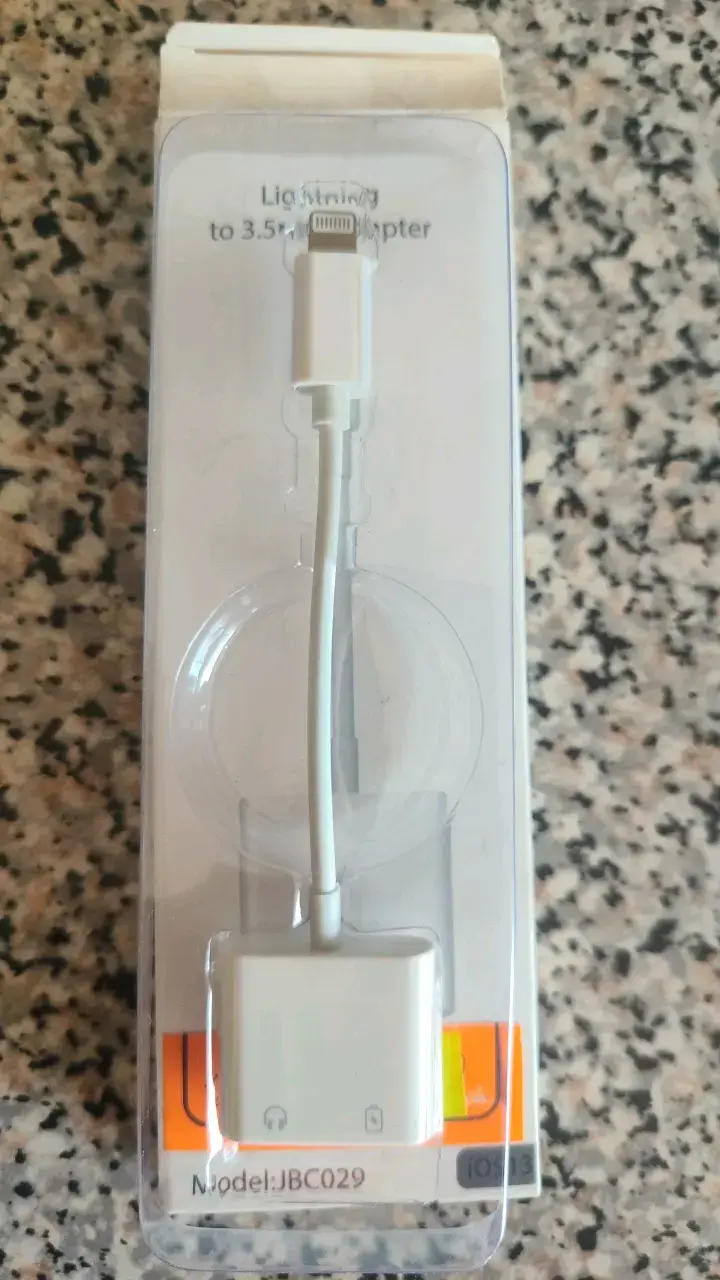Adaptador Lightning a 3.5mm para iOS - 2