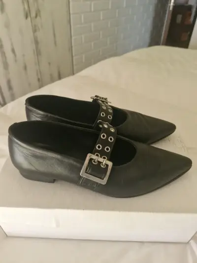 Zapatos cuero planos negros con hebilla Ámbar - miniatura 2