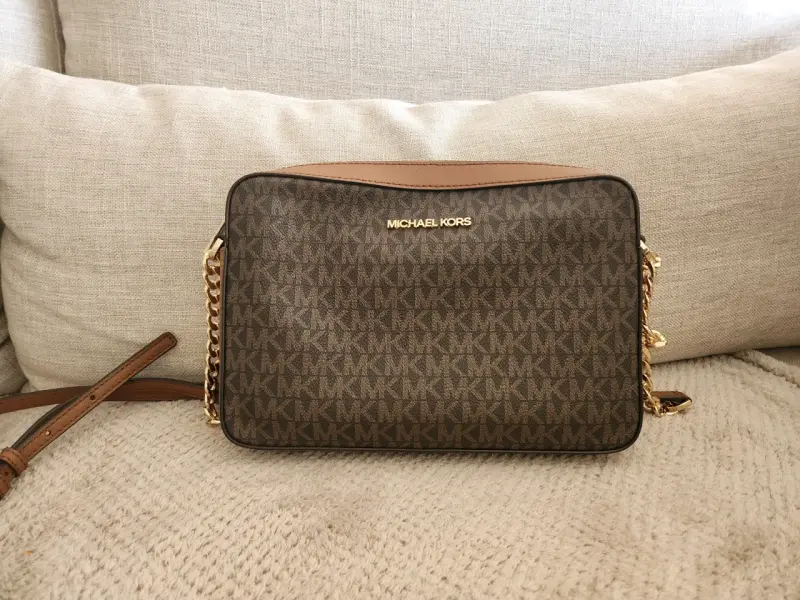 Cartera Michael Kors marrón con logo - 4
