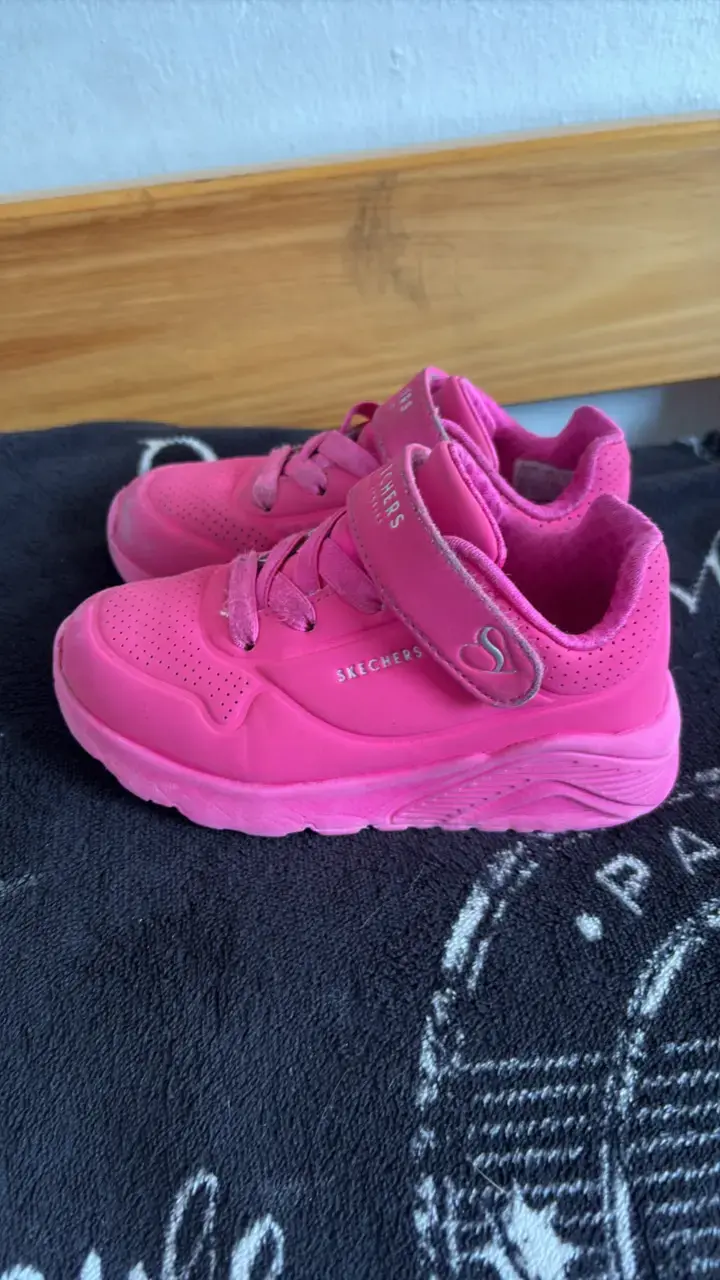 Zapatillas Skechers para niña color rosa - 3