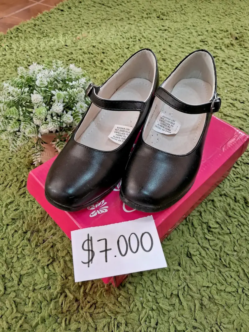 Zapatos de niña negros con hebilla talla 31 - 1