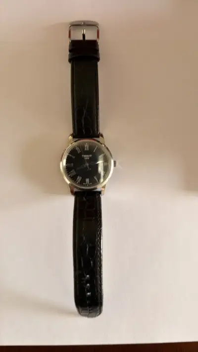 Vendo reloj Tissot Classic Dream, T033, casi nuevo - miniatura 2
