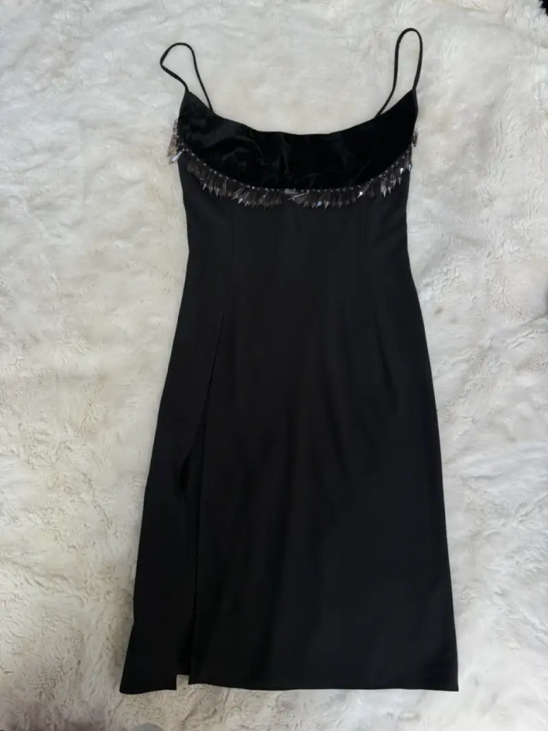 Vestido negro diseñador chileno Danilo Olmos - 2