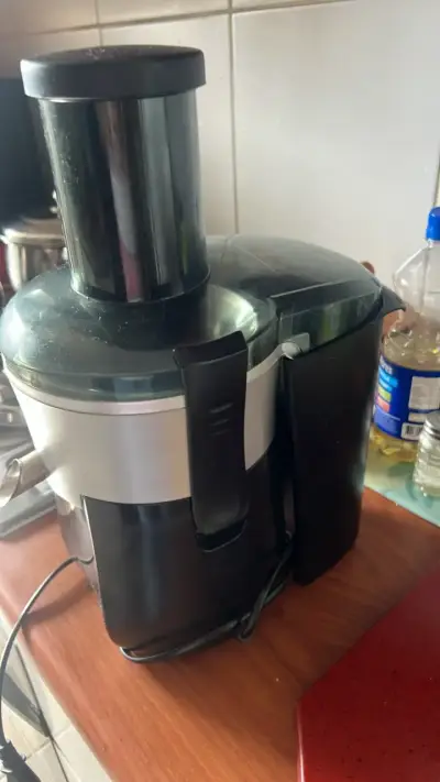 Extractor de jugo Thomas MaxJuicer negro - miniatura 6