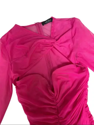 Vestido midi fucsia con mangas largas y fruncidos - miniatura 5