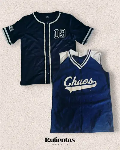 Polera de béisbol azul (S) y basketball (M) - miniatura 1