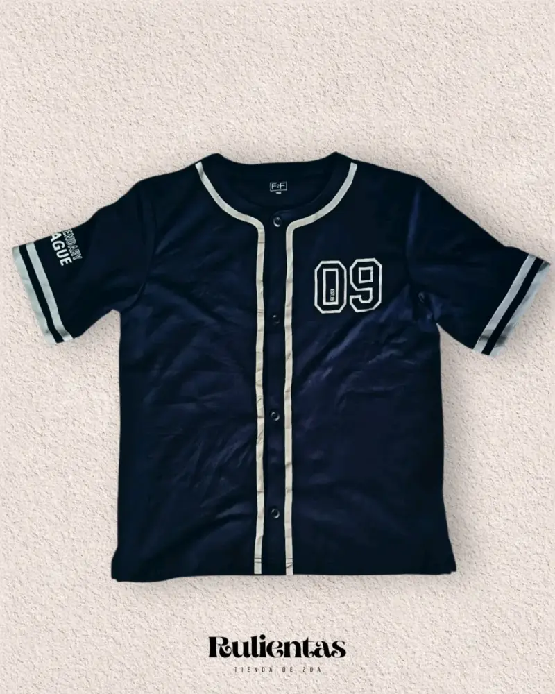 Polera de béisbol azul (S) y basketball (M) - 2
