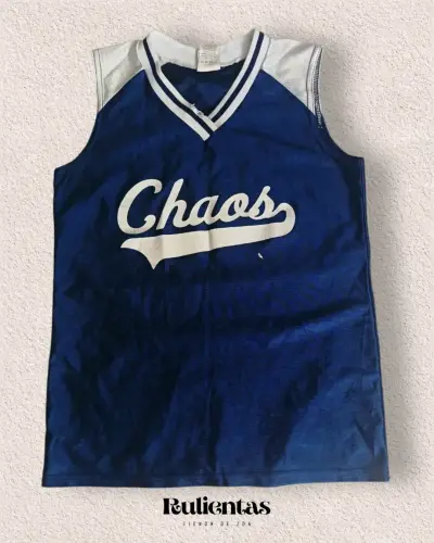 Polera de béisbol azul (S) y basketball (M) - miniatura 4