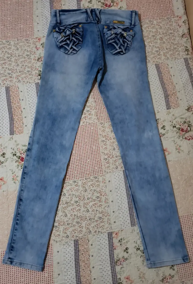 Jeans de mujer desgastados azul claro - 2