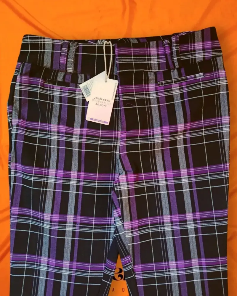 Pantalones acampanados a cuadros Talla S - 4