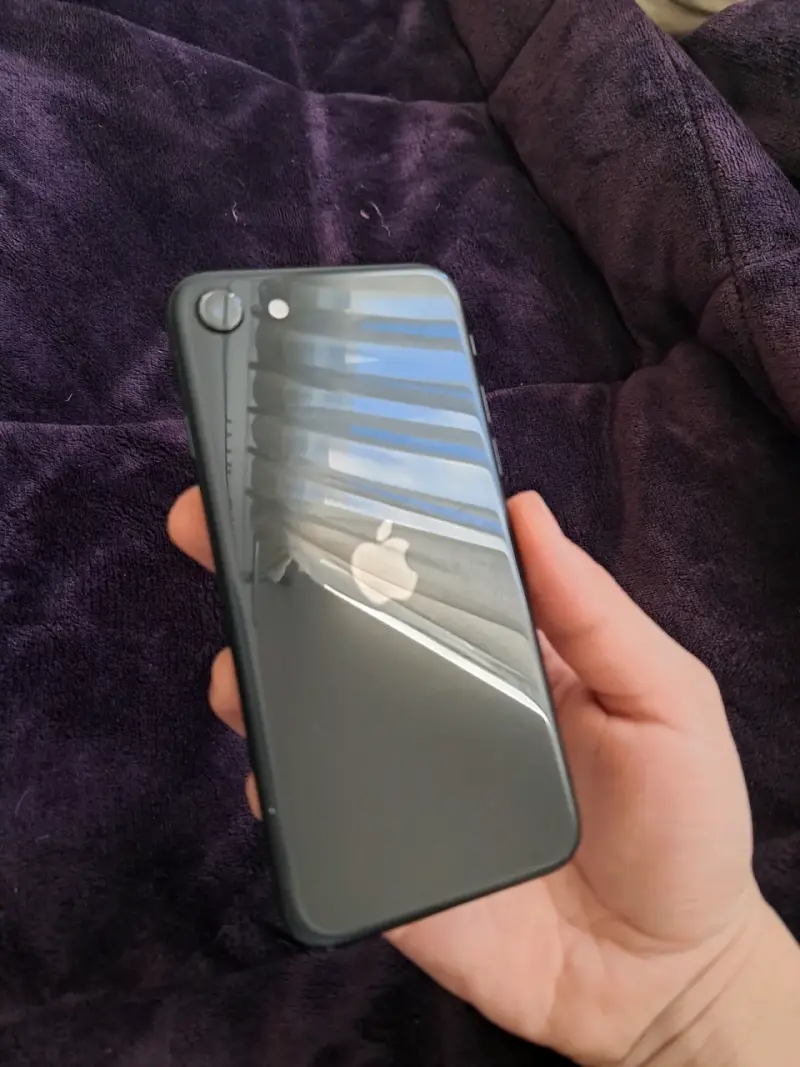 iPhone SE 2ª (conversable) con accesorios y fundas - 2