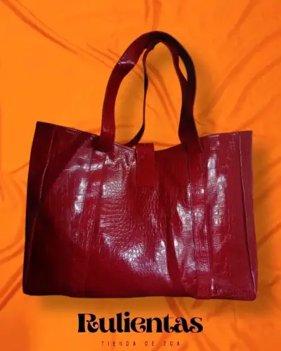 Bolso tote grande rojo de cuero sintético - miniatura 2