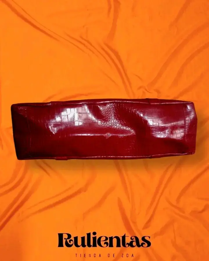 Bolso tote grande rojo de cuero sintético - 3