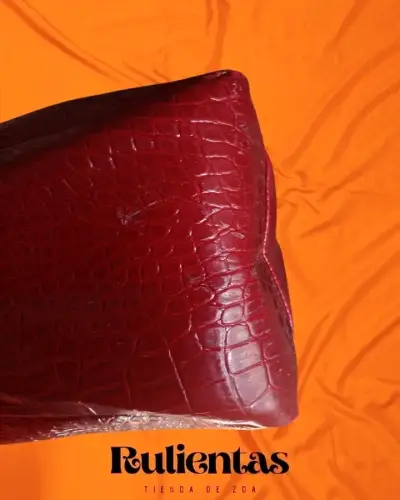 Bolso tote grande rojo de cuero sintético - miniatura 6