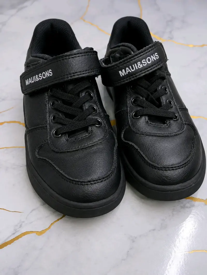 Zapatillas negras para niños Maui & Sons