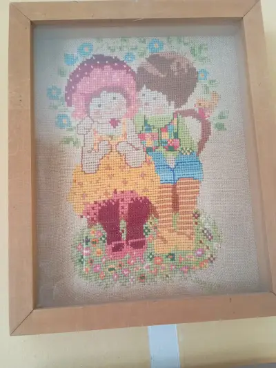 Cuadros bordados enmarcados con diseño infantil - miniatura 3
