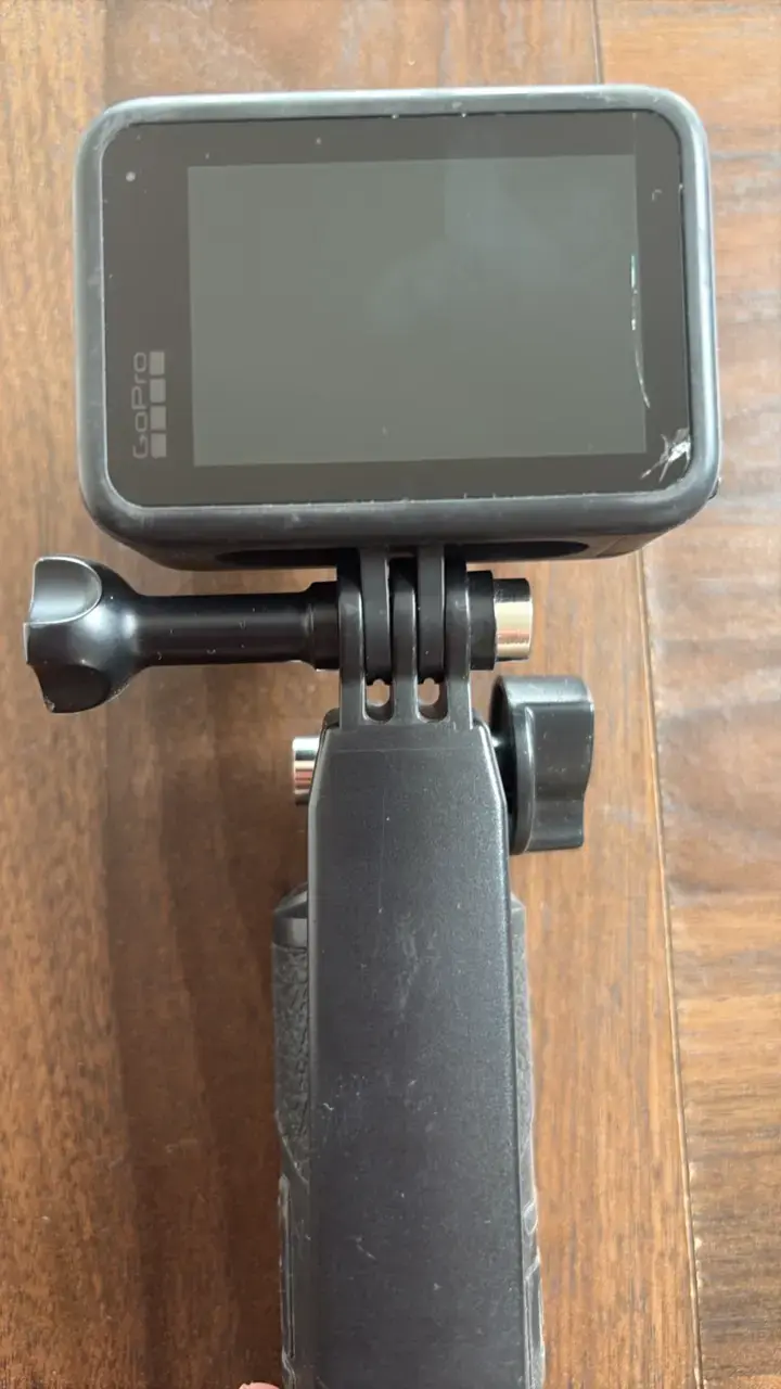 Cámara GoPro Hero con soporte - 2