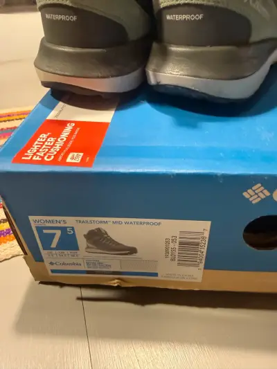 Botas de senderismo Columbia gris para hombre - miniatura 5