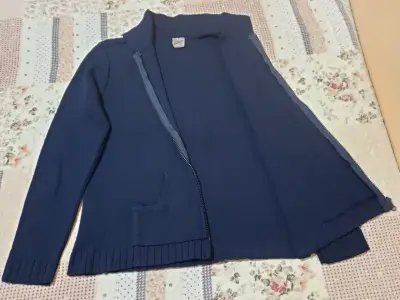 Chaqueta de lana azul con cierre - miniatura 2