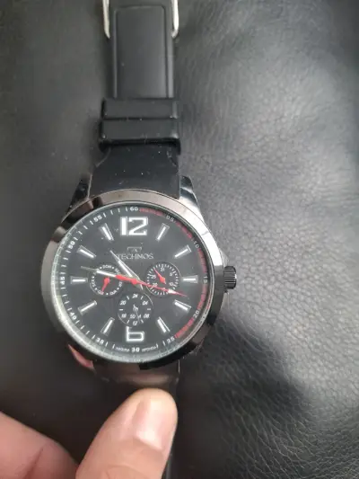 Reloj Technos negro con correa de silicona - miniatura 1