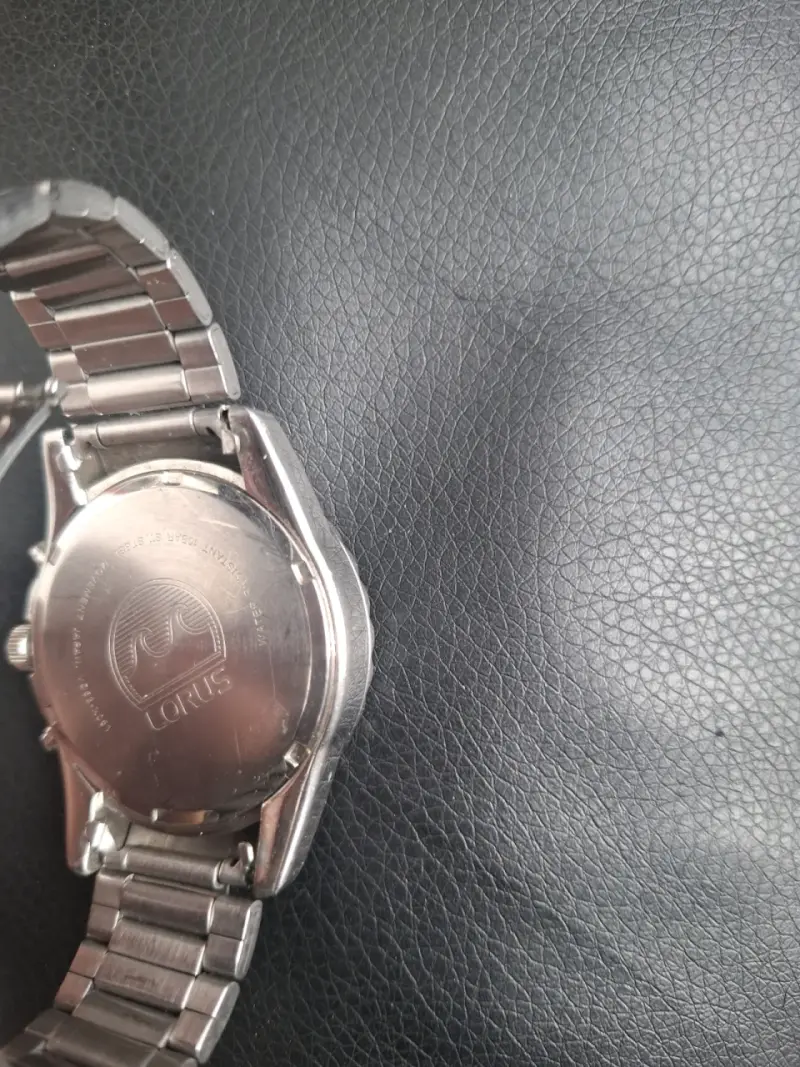 Reloj cronógrafo Lorus de acero inoxidable - 2