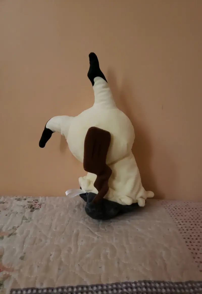 Peluche de Mimikyu Pokémon suave y adorable - 3
