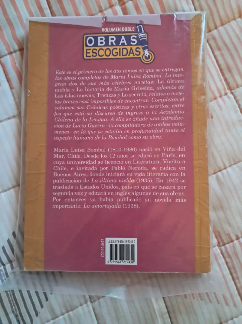 Pack de libros de Franz Kafka y María Luisa Bombal - 5