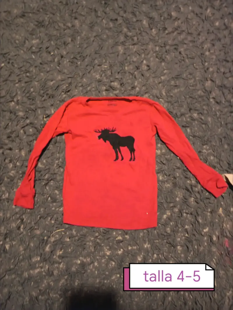 Polera roja para niños con diseño de alce - 1