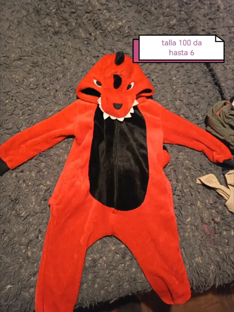 Polera roja para niños con diseño de alce - 2
