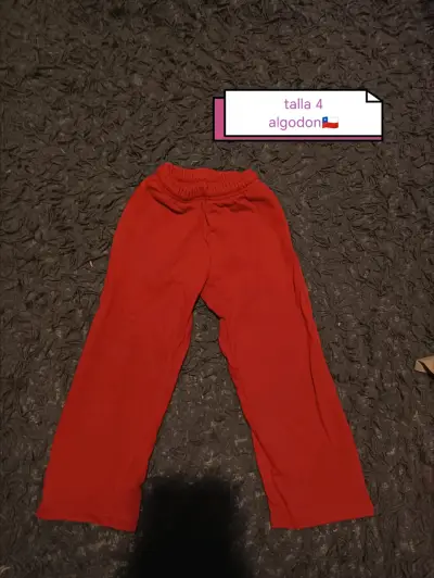 Polera roja para niños con diseño de alce - miniatura 3