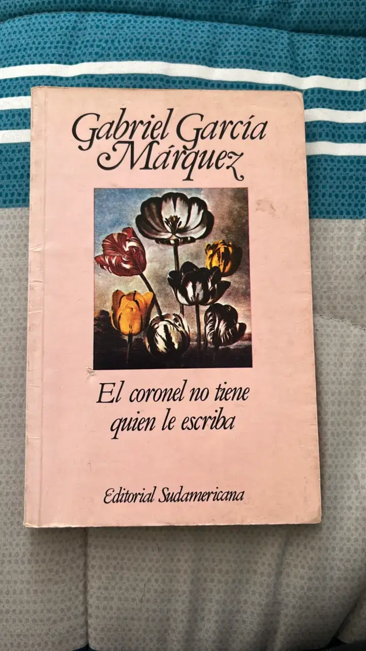 Libro 'El coronel no tiene quien le escriba' de Gabriel García Márquez - 1