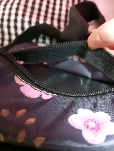Bolso bandolera floral con mariposas - miniatura 3