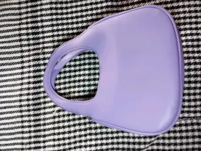 Bolso de mano morado elegante - miniatura 1
