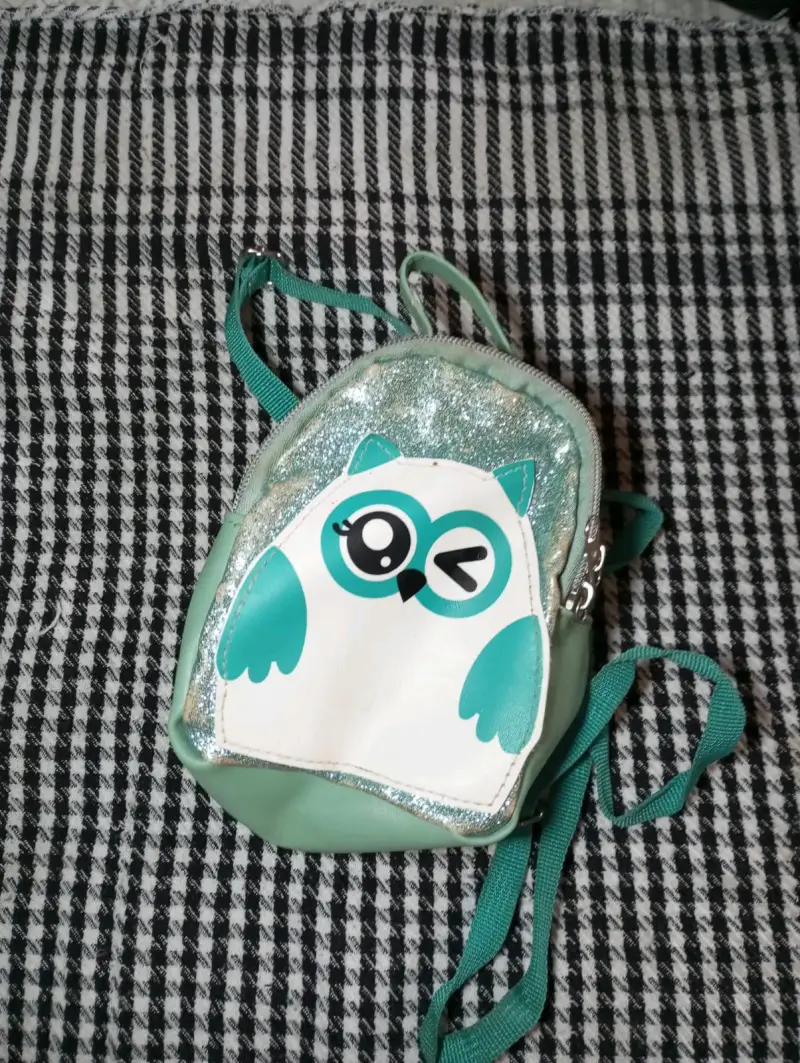 Mochila infantil verde con diseño de búho - 1