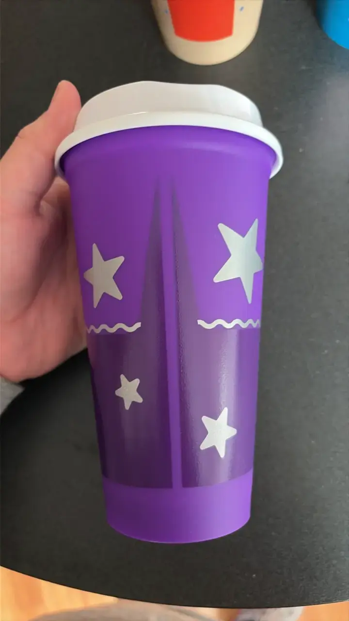 Set de vasos temáticos Stranger Things y más - 3