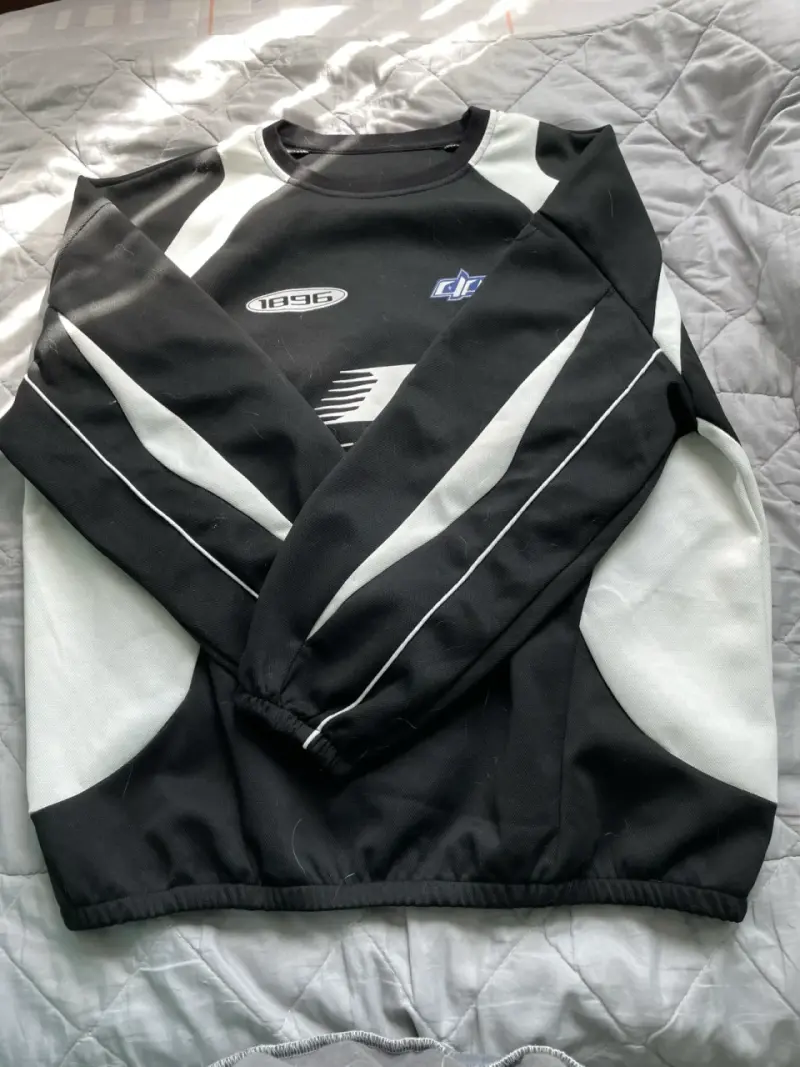 Polerón Racing Club negro y blanco - 1