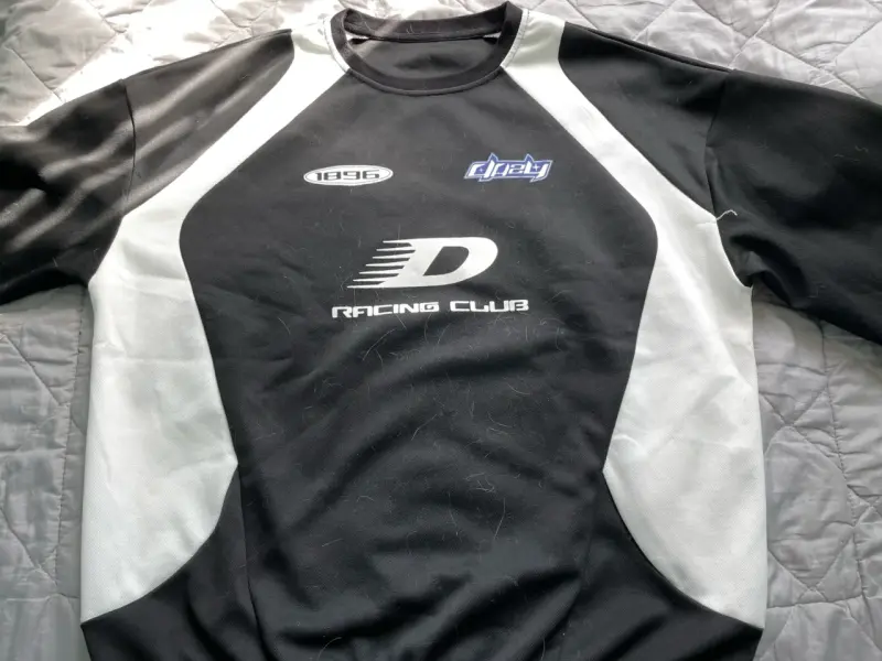 Polerón Racing Club negro y blanco - 3