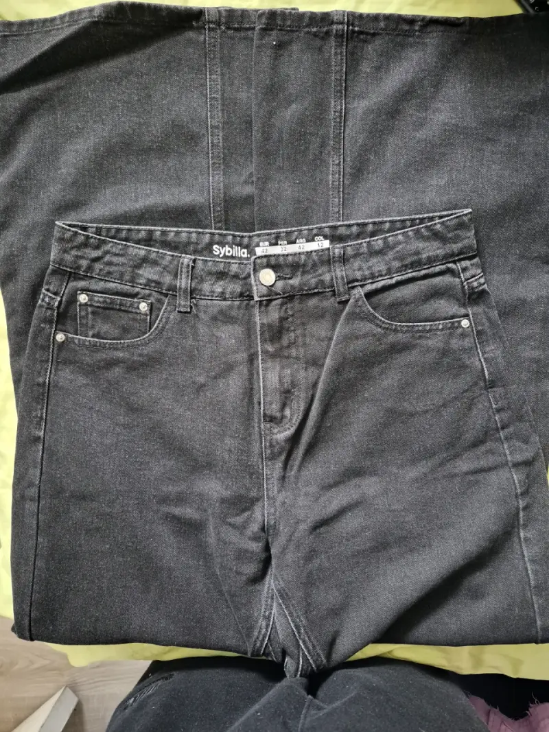 Jeans negros acampanados para mujer Sybilla - 2