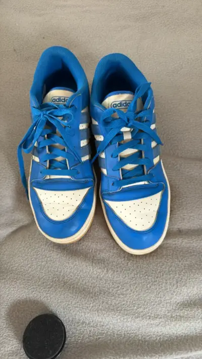 Zapatillas deportivas Adidas azules y blancas 40 - miniatura 1