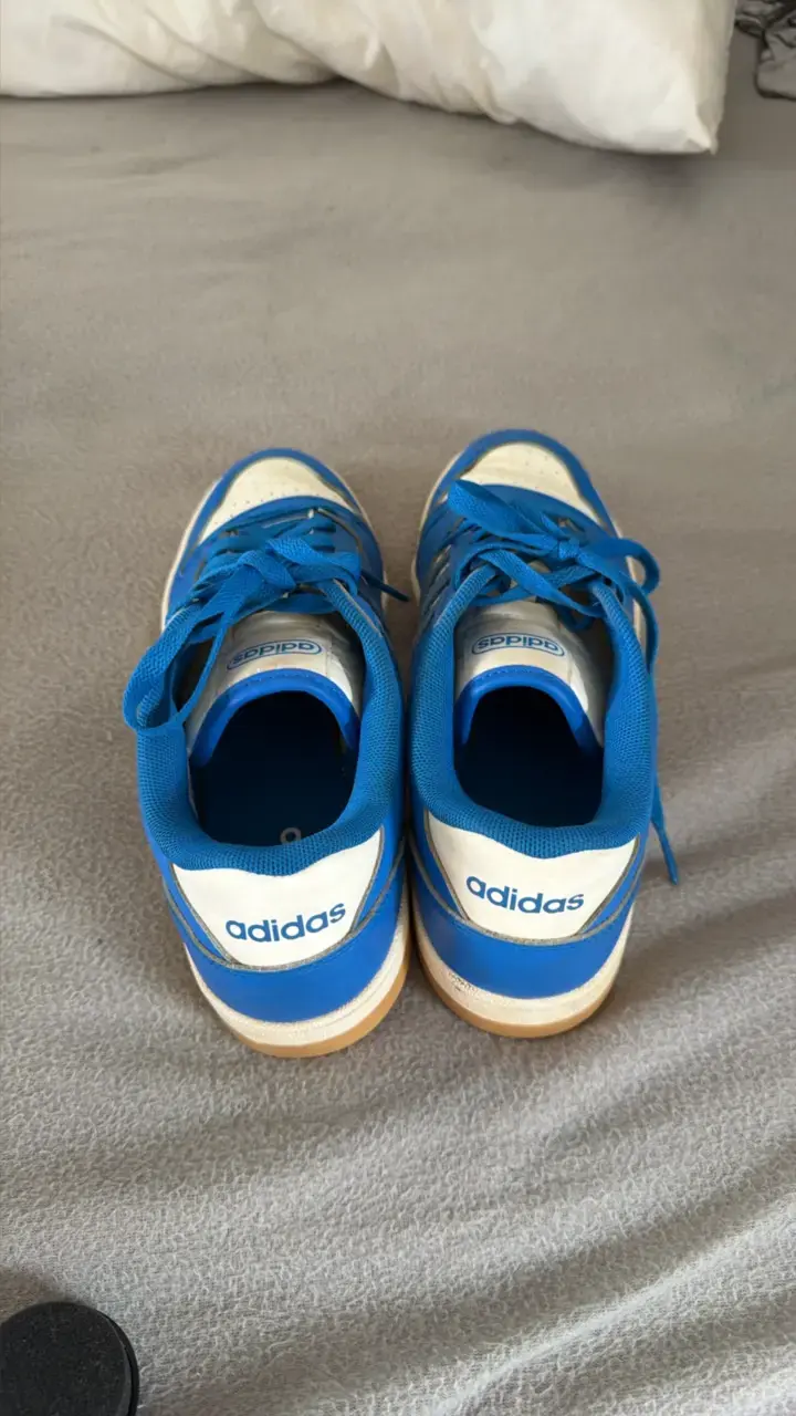Zapatillas deportivas Adidas azules y blancas 40 - 3