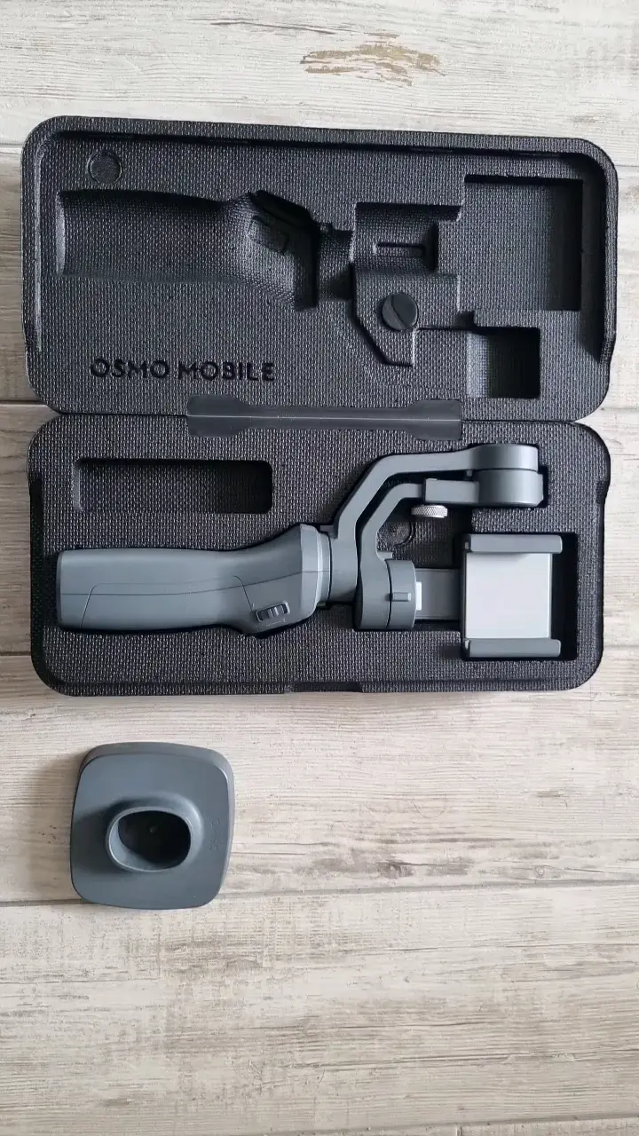 Estabilizador DJI Osmo Mobile 2 con base - 3