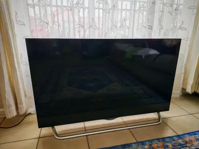 Televisor LG pantalla plana 55 pulgadas - miniatura 1