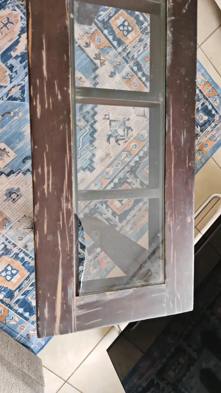 Mesa de Arrimo de Madera con Vidrio - 3